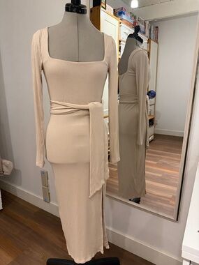 Lovers + Friends Beige Ribbed Long Sleeve Bodycon Midi Dress Small